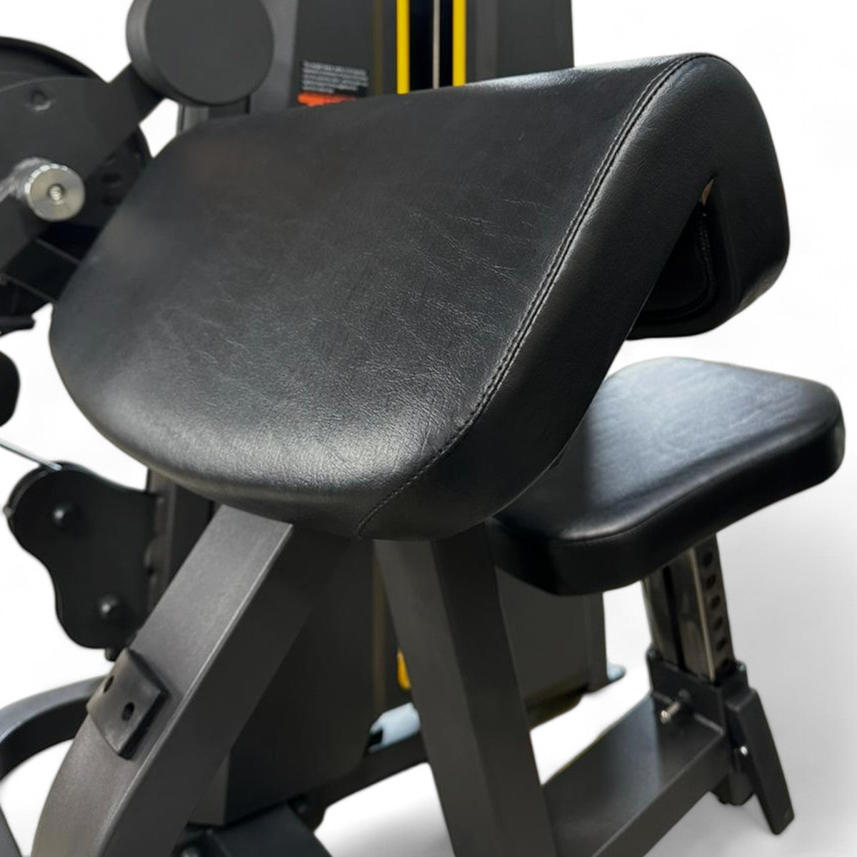 Máquina Biceps Triceps Carga 130 kg Linha Hard - Rope Store #