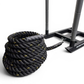 Corda preta para sled pull profissional com argola metálica reforçada para puxada de trenó.